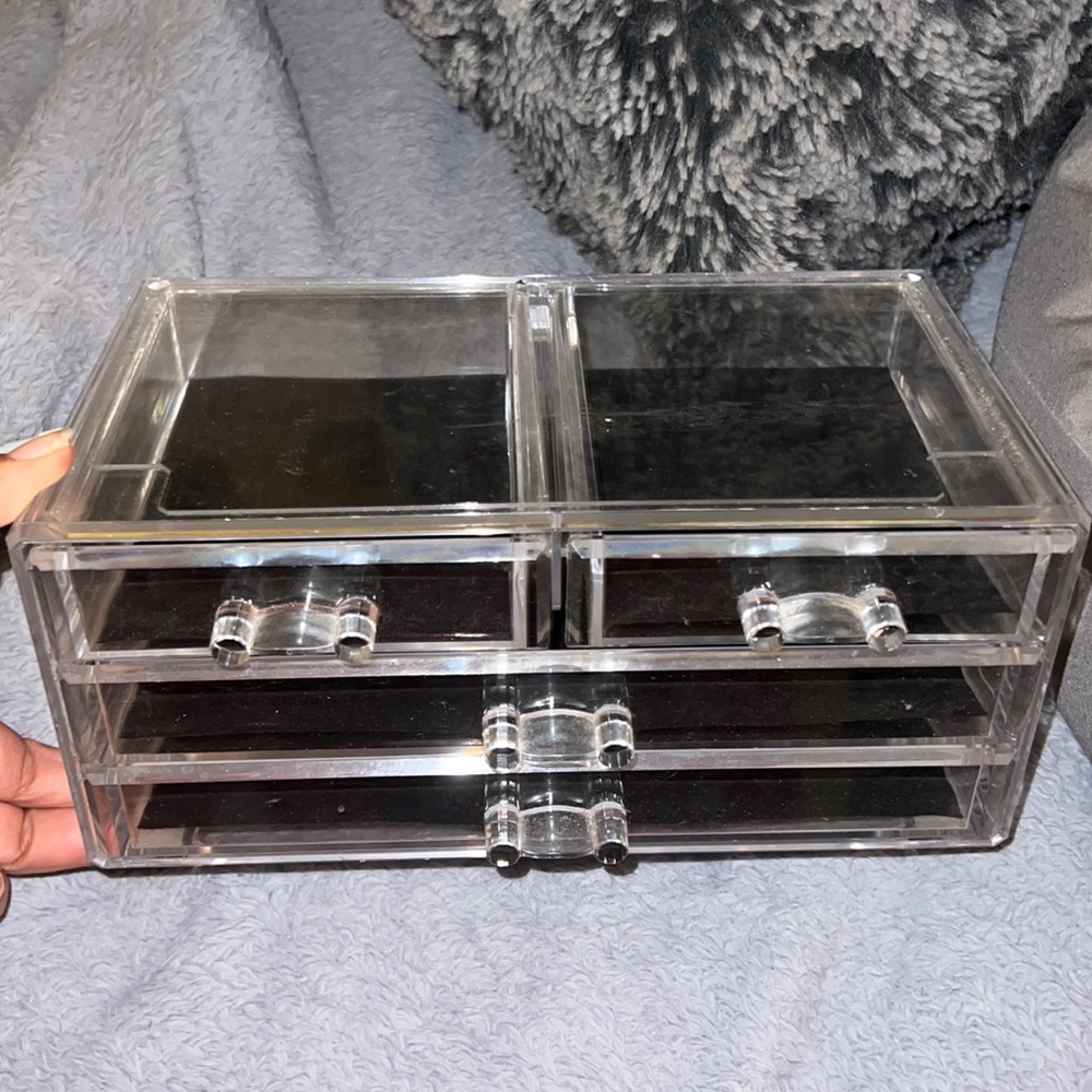 Mini storage organizer